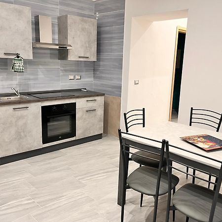 Orefici Maison 2 نابولي المظهر الخارجي الصورة